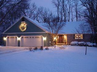 19243 Inverness Ct, Bloomington, IL 61705