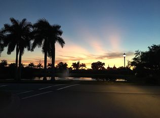 10831 Fieldfair Dr, Naples, FL 34119