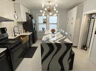 80 Terrace Ave #1, Providence, RI 02909