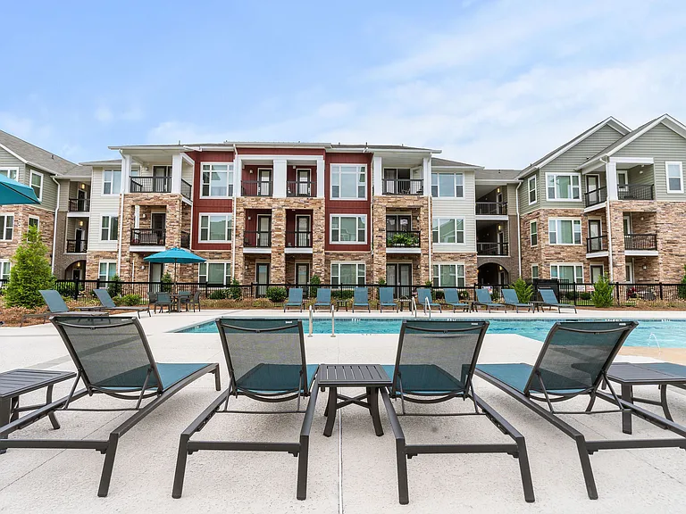 Addison Ridge Apartments — Photo 28