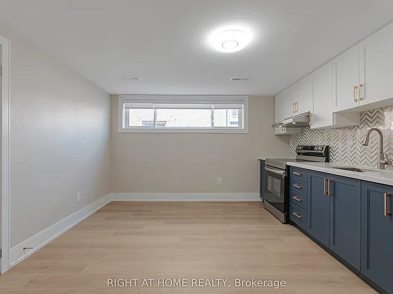 128 22nd St #BASEMENT — Photo 6