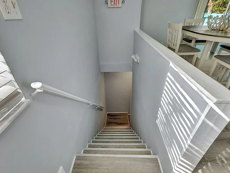 8225 S Indian River Dr #C — Photo 21