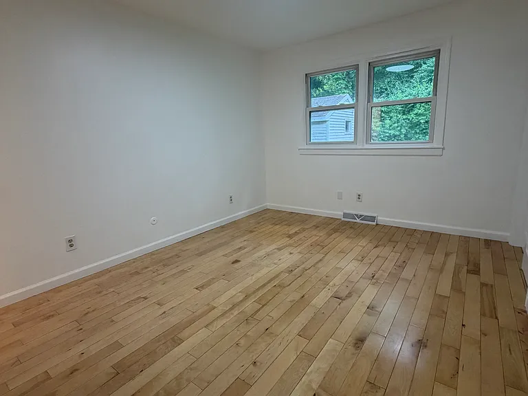 5 Saybrook Dr #B — Photo 11