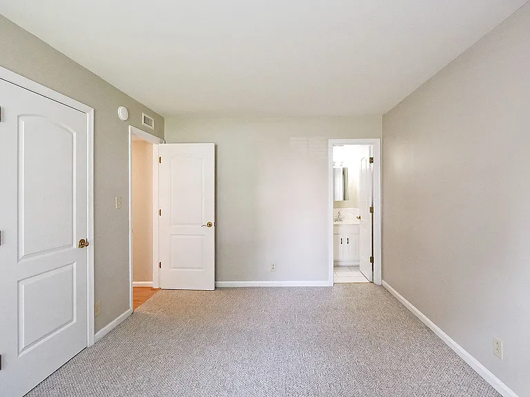 1223 Villa Ln #D — Photo 7