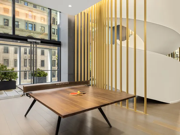 277 5th Avenue image 17 of 35