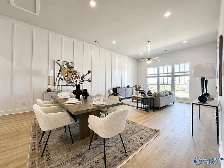 110 Moss Brook Ln — Photo 9