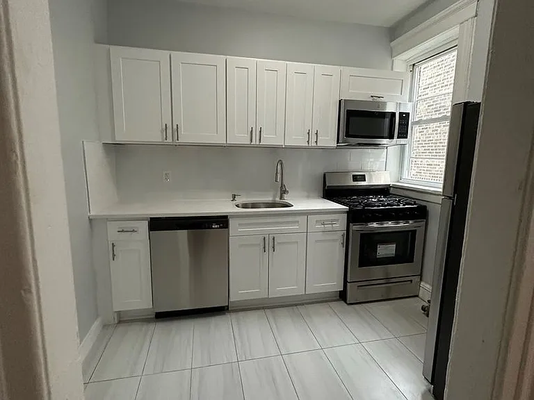 6th at West Hoboken - Union City, NJ — Photo 9