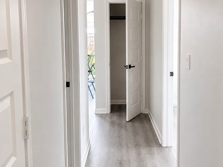 4834 Tidewater Dr — Photo 13