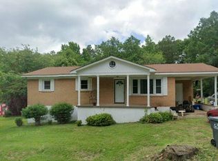 315 Union Hill Dr, Forsyth, GA
