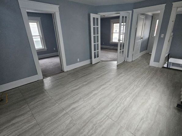 1123 E 24th St APT 2