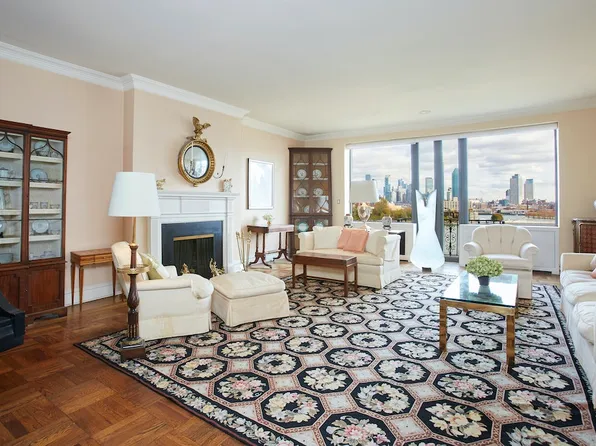 1 Beekman Place image 1 of 12