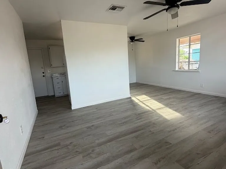 9523 Charleston St — Photo 3