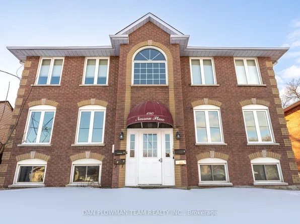 180 Nassau St, Oshawa, ON L1J 4A5