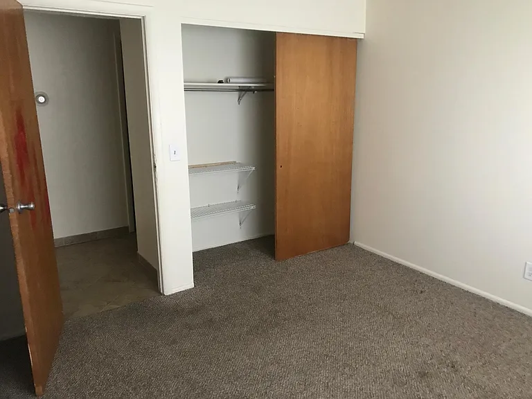 415 S University St — Photo 9