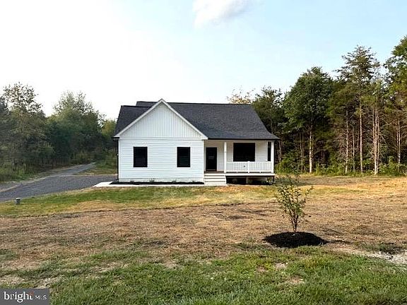 3rd image of 50 Weise Dr