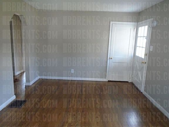 3rd image of 5631 Karen Ave