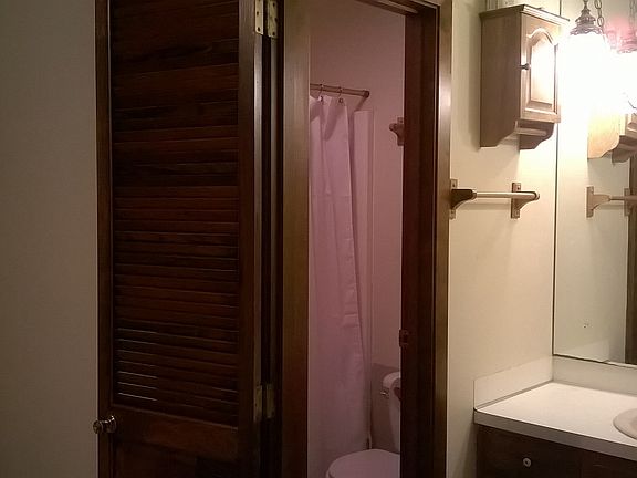 Master Bath - upper level