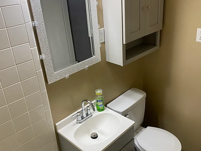 5669 Hartford Ave — Photo 6