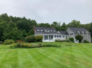 210 Flying Point Rd, Freeport, ME 04032