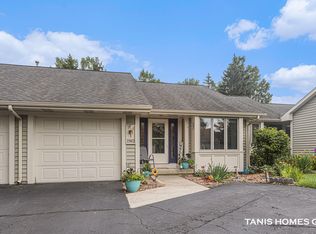2862 Mulford Dr SE, Grand Rapids, MI 49546