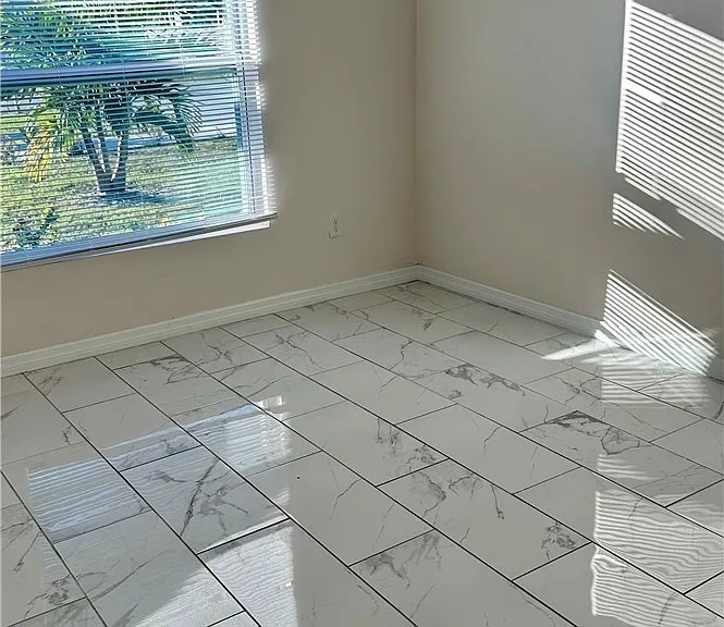 3305 SW 15th Pl — Photo 34
