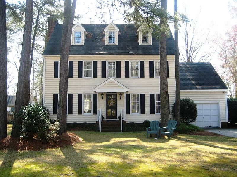 A beautiful home, in a great neighborhood.