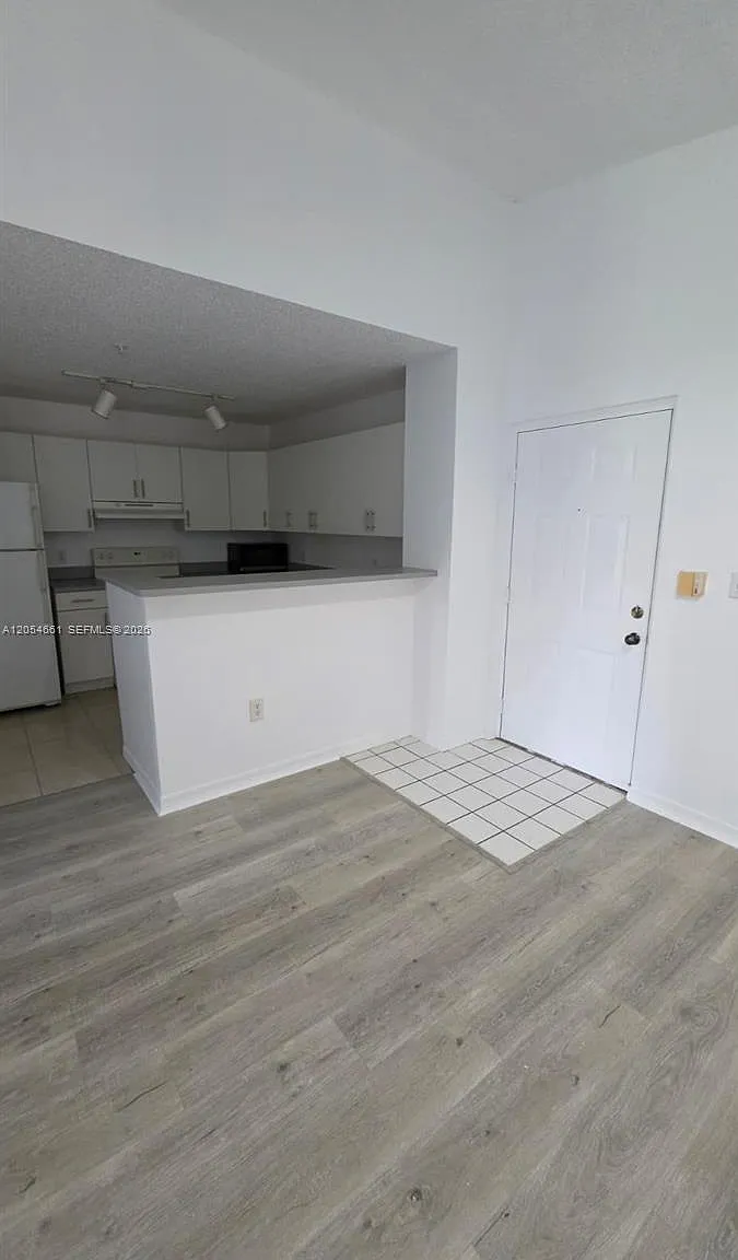 Enclave At Doral Condo No — Photo 3