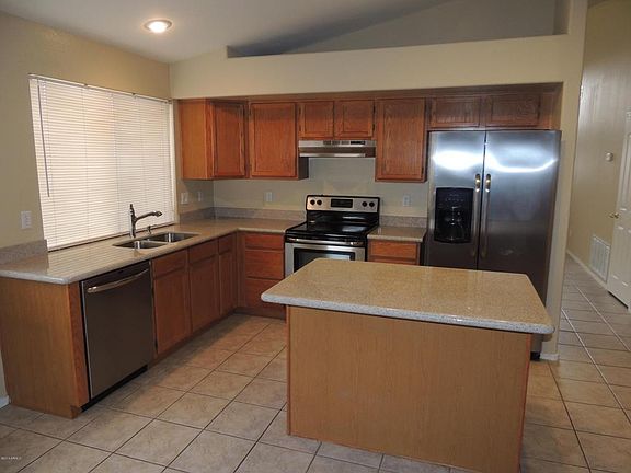 3rd image of 1278 W Myrna Ln