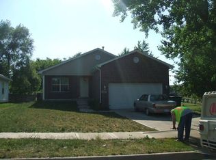 1347 Fairmount Ave, Joliet, IL 60432