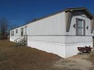 1426 Tyndall Dr, Kinston, NC 28504