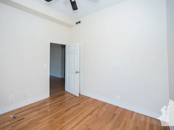 3352 N Sheffield Ave, Chicago, IL