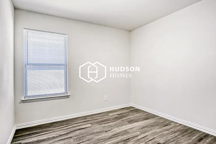 427 Shorty St — Photo 10