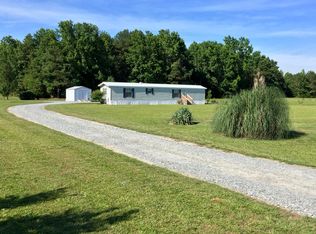 335 Five Points Rd, Benson, NC 27504