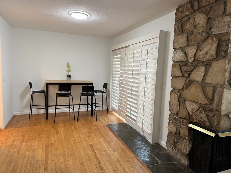 1018 N Lincoln Ave — Photo 7