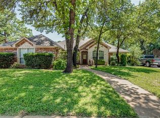 1647 Spinnaker Ln, Azle, TX 76020