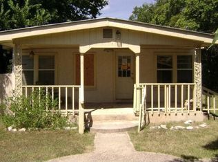 1512 2nd St, Kerrville, TX 78028