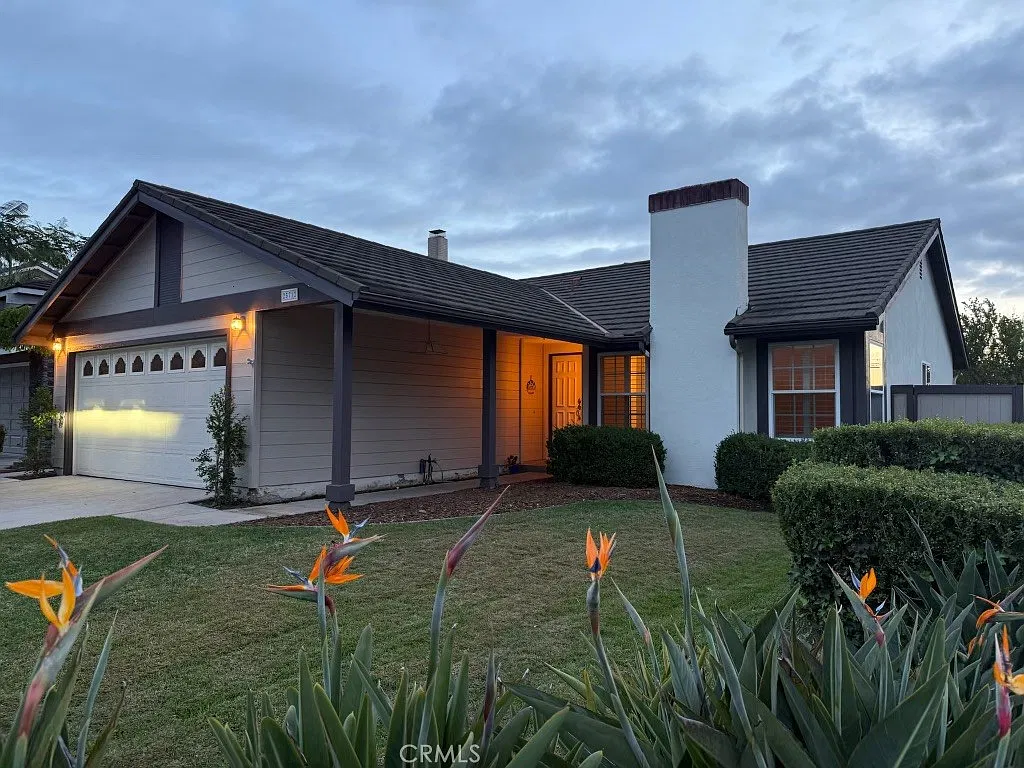 3 bed, 1436 sqft, $4,800 — Photo 2
