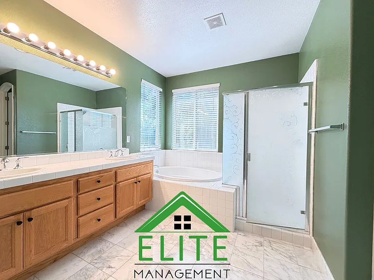 2764 Rogue River Cir — Photo 19