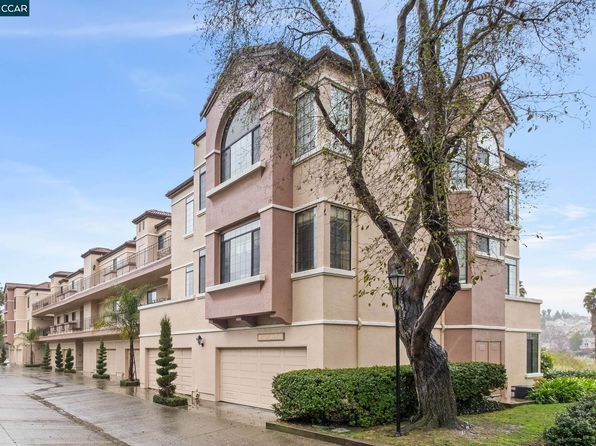 30 Eagle Lake Pl Unit 14