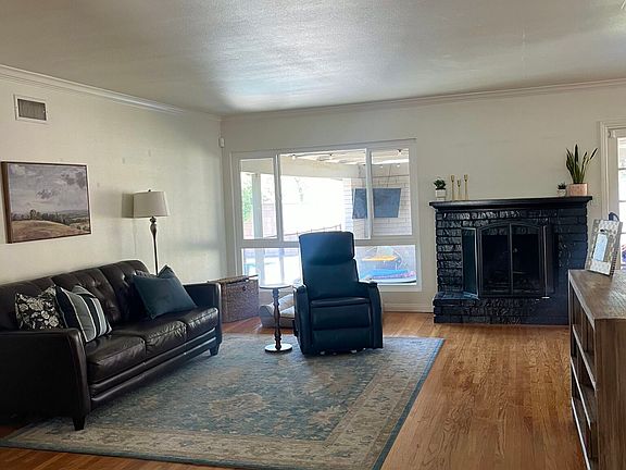 2nd image of 243 S Burnaby Dr