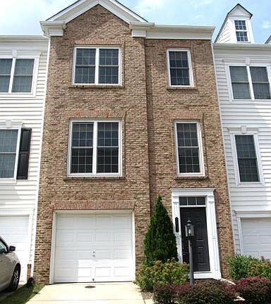 2nd image of 2411 Brookmoor Ln #505A