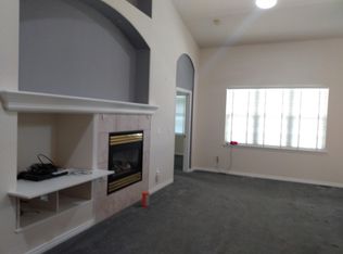 3741 Doral Dr, Longmont, CO 80503
