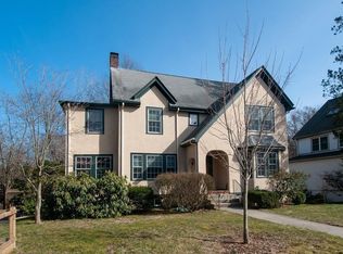 19 Aberdeen Rd, Wellesley, MA 02482