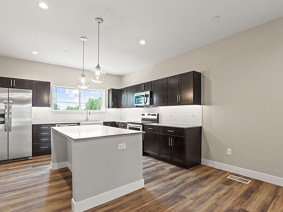 3rd image of 202 W Baseline Rd #225