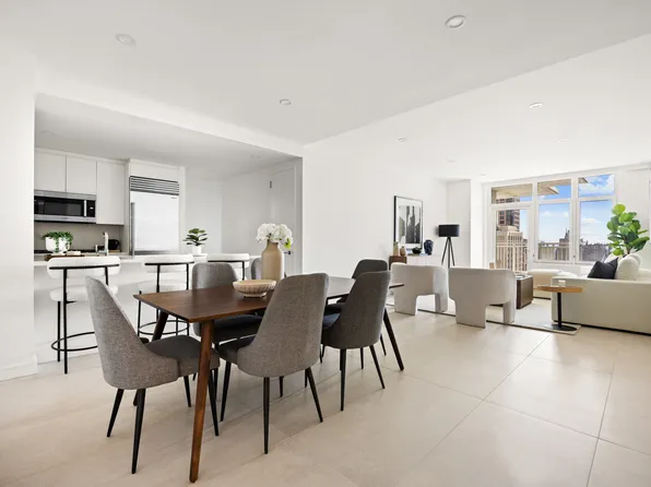 300 East 83rd Street PENTHOUSE 20B image 1 of 24