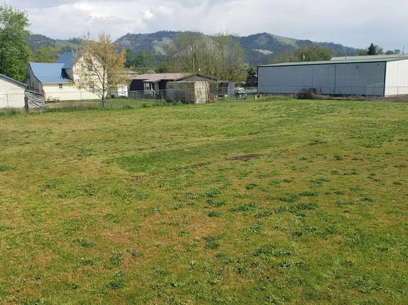 10th St, Kamiah, ID 83536