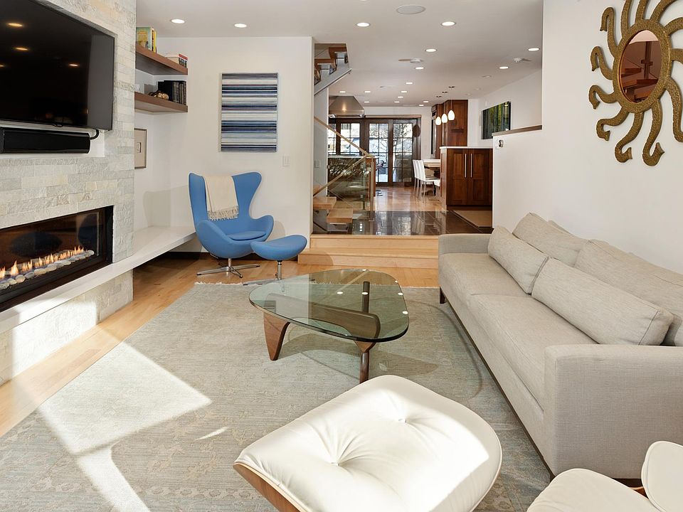 Living Room w/Fireplace