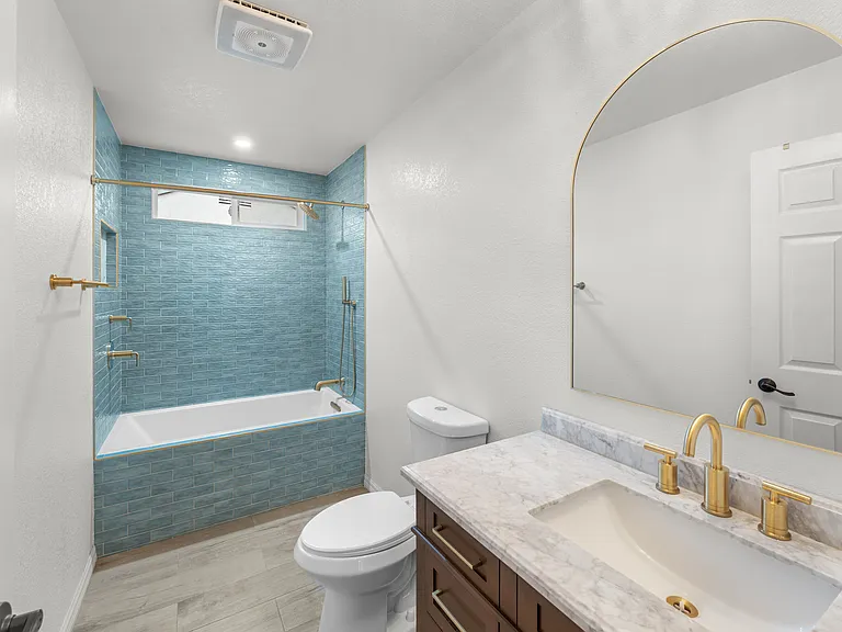 1326 Linsay Pl — Photo 13