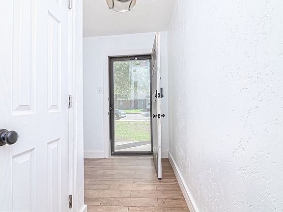 4th image of 3702 Dentcrest Dr