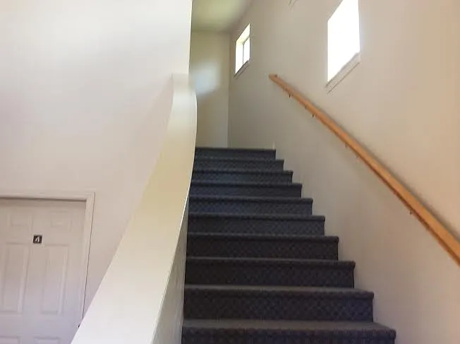 2 bed, 2.0 bath, 900 sqft, $2,350 — Photo 4